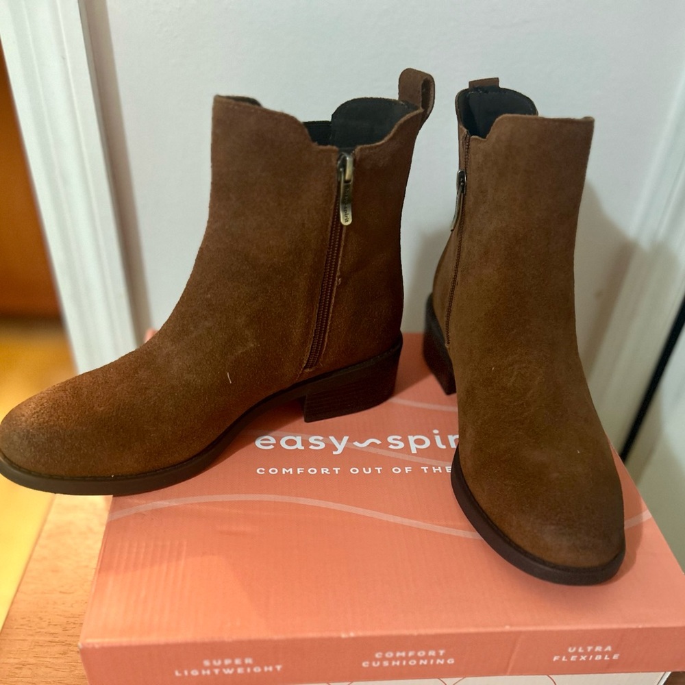 Easy Spirit Brown Suede Ankle Boots - Picture 2 of 6